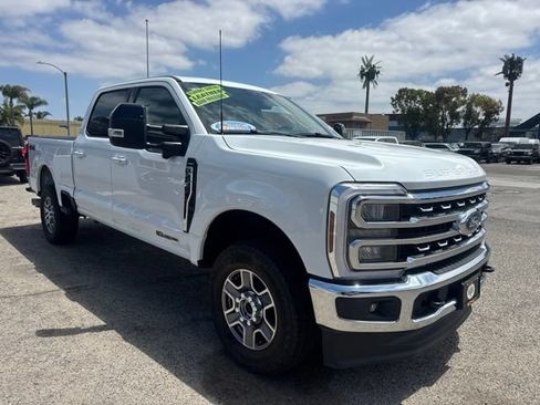 Used 2024 Ford F250 Lariat AWD/4WD image 3