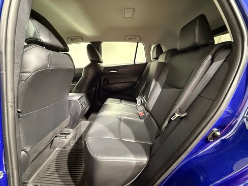 Certified 2025 Toyota Corolla Cross XLE image 18