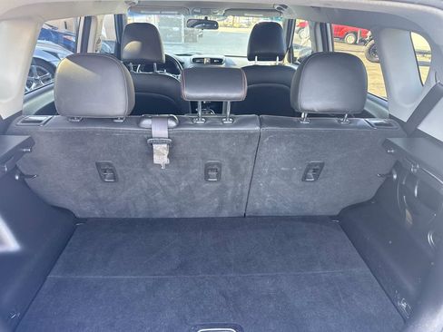 Used 2019 Kia Soul ! FWD image 10