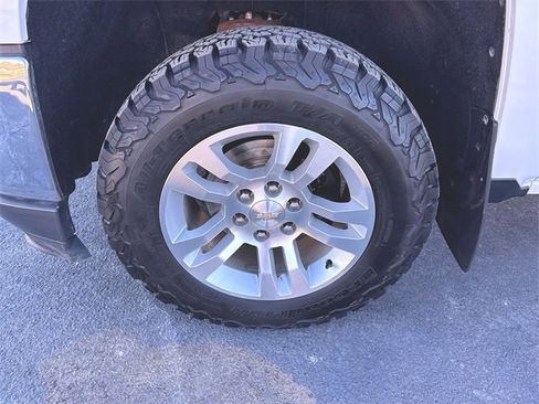 Used 2019 Chevrolet Silverado 1500 LT w/ All Star Edition image 30