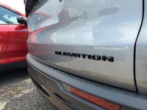 New 2026 GMC Acadia Elevation FWD image 9