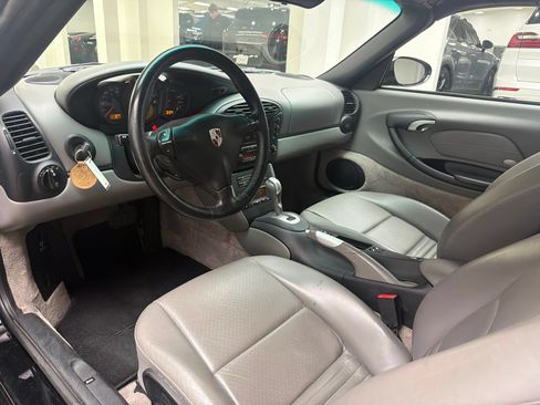 Used 2001 Porsche Boxster RWD image 3