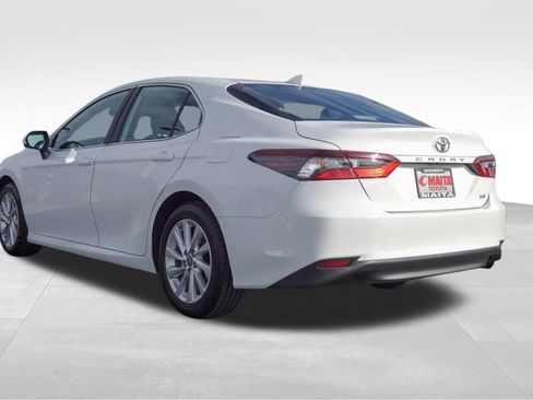 Used 2023 Toyota Camry LE image 6