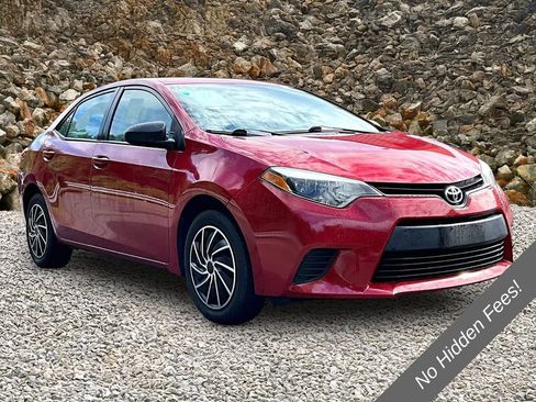 Used 2014 Toyota Corolla LE FWD image 10