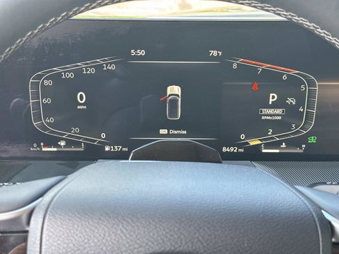 Used 2025 INFINITI QX80 Luxe RWD image 31