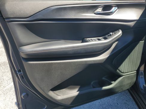 Used 2024 Jeep Grand Cherokee L Altitude image 10