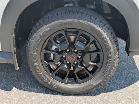 Certified 2026 Nissan Armada PRO-4X w/ Captain's Chari Seat Package AWD/4WD image 12