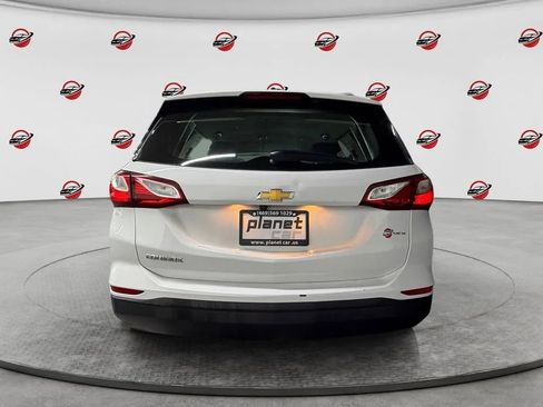 Used 2019 Chevrolet Equinox LS w/ LPO, Cargo Package FWD image 4