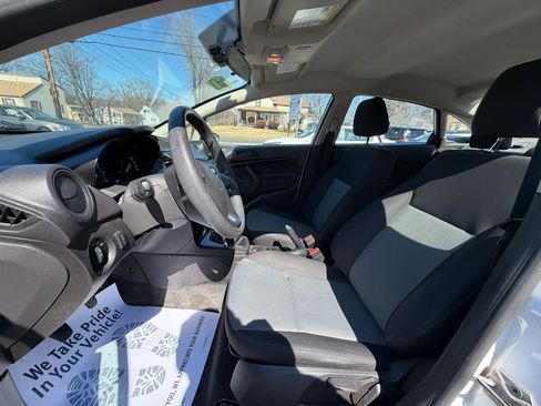 Used 2016 Ford Fiesta S image 10