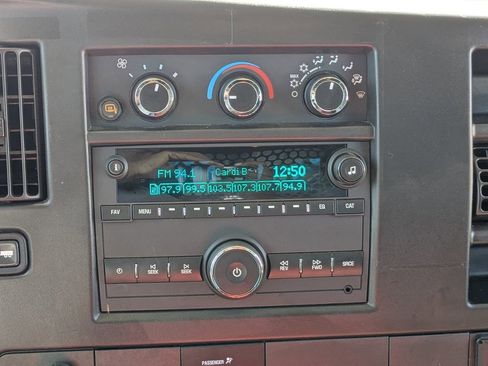 Used 2024 GMC Savana 2500 w/ Driver Convenience Package image 21