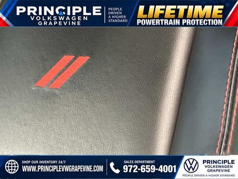 Used 2024 Dodge Durango GT RWD image 14