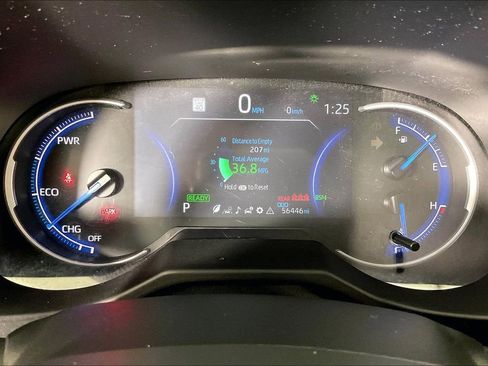 Used 2024 Toyota RAV4 SE image 29