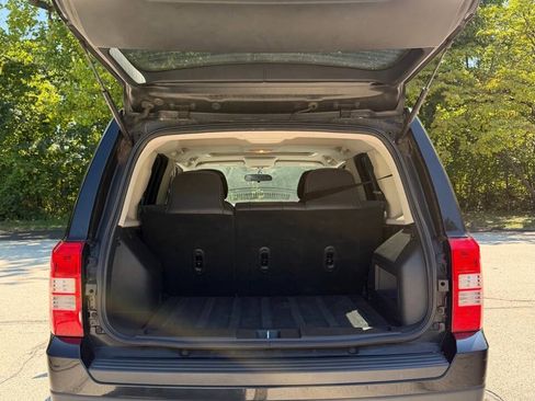 Used 2014 Jeep Patriot High Altitude FWD image 26