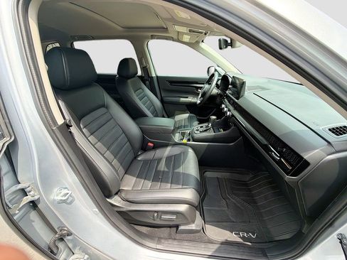 Used 2025 Honda CR-V EX-L image 15