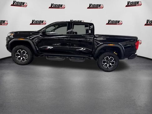 Used 2024 GMC Canyon AT4X AWD/4WD image 8