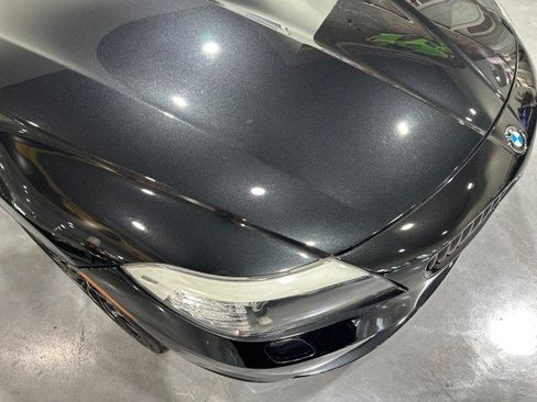 Used 2009 BMW Z4 sDrive35i RWD image 12