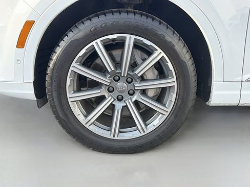 Used 2019 Audi Q7 3.0T Premium Plus w/ Premium Plus Package AWD/4WD image 41