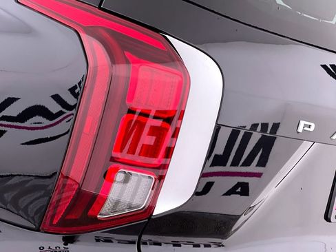 Used 2025 Hyundai Palisade Limited image 27