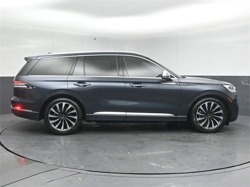 Certified 2022 Lincoln Aviator Black Label Grand Touring image 8