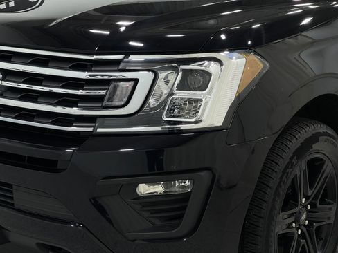 Used 2021 Ford Expedition XLT image 35
