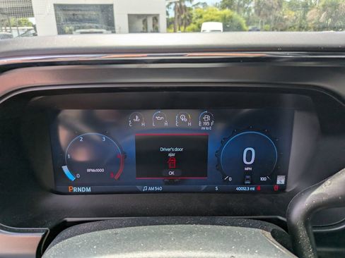 Used 2024 Ford F250 Lariat w/ Lariat Ultimate Package AWD/4WD image 29