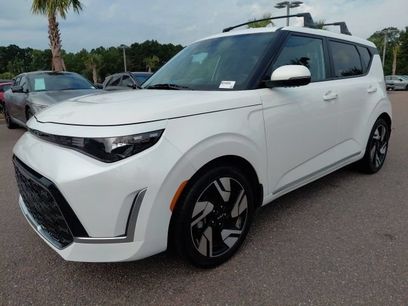 Certified 2025 Kia Soul GT-Line