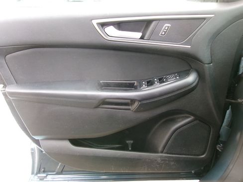 Used 2016 Ford Edge SEL image 14