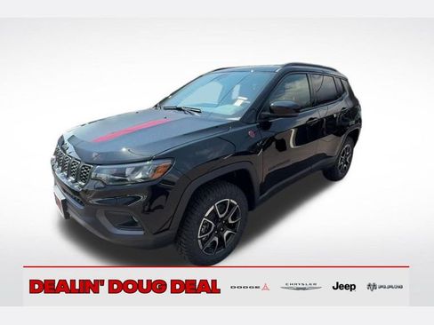 New 2025 Jeep Compass Trailhawk w/ Trailhawk Convenience Group image 1
