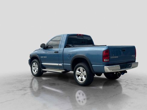 Used 2004 Dodge Ram 1500 Truck SLT w/ Sport Appearance Group AWD/4WD image 4