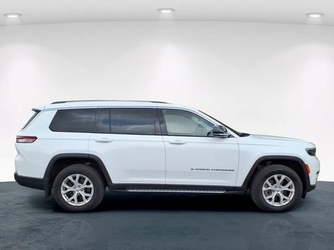 Used 2022 Jeep Grand Cherokee L Limited w/ Luxury Tech Group II AWD/4WD image 10