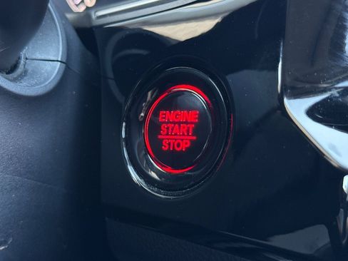 Used 2023 Honda Civic EX-L image 32