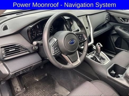 Used 2025 Subaru Outback Premium AWD/4WD image 14