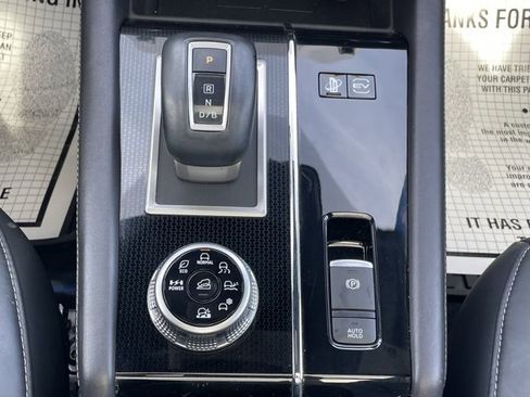 Used 2025 Mitsubishi Outlander SEL Black Edition image 5