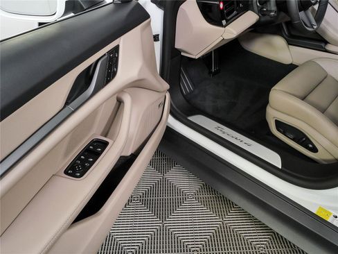 New 2026 Porsche Taycan AWD/4WD image 8