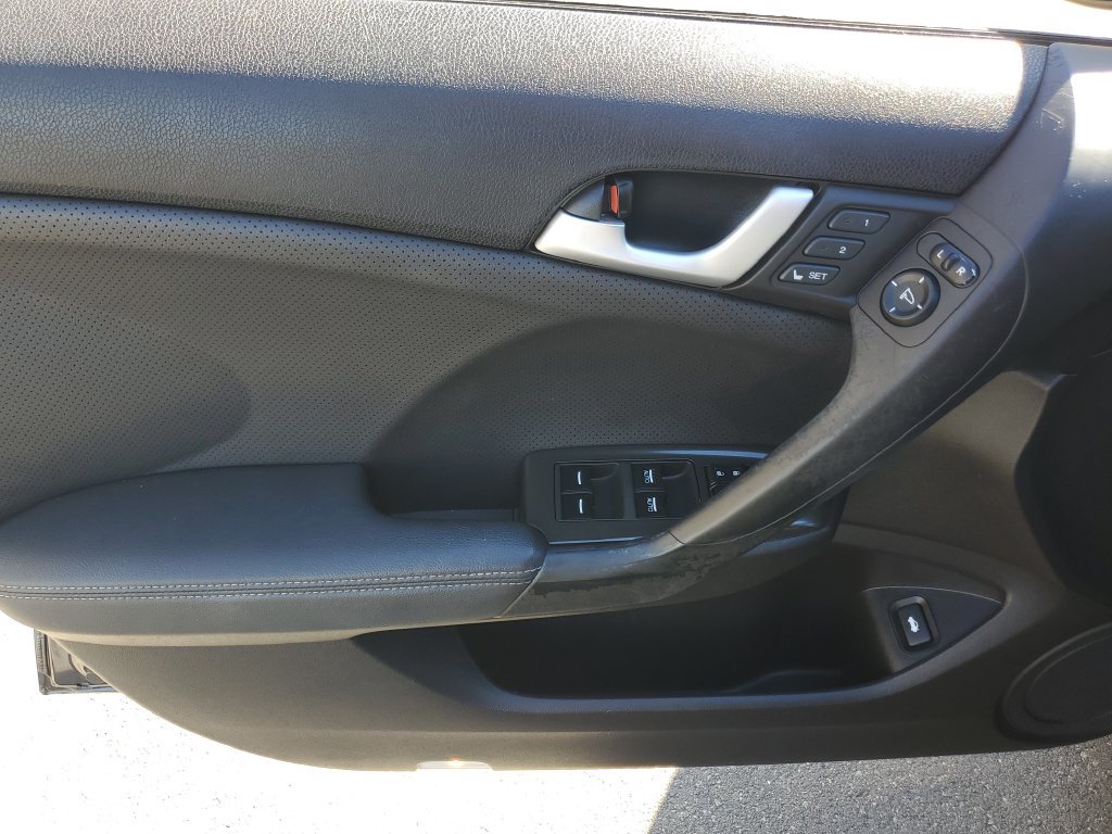 Used 2013 Acura TSX w/ Technology Package FWD image 17