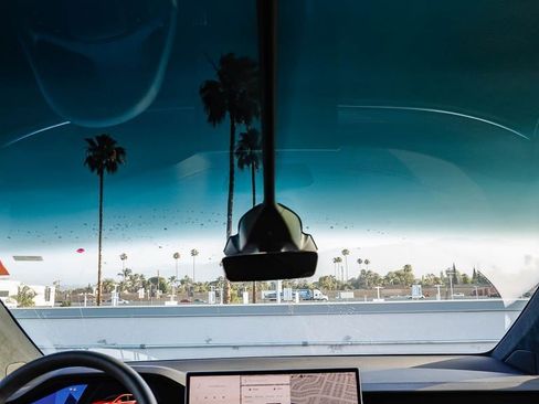 Used 2023 Tesla Model X AWD/4WD image 19