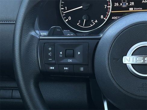 Used 2024 Nissan Pathfinder S image 14