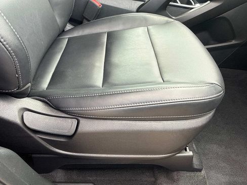 Used 2024 Kia Telluride LX FWD image 16