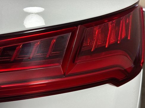 Used 2019 Audi SQ5 Prestige image 33