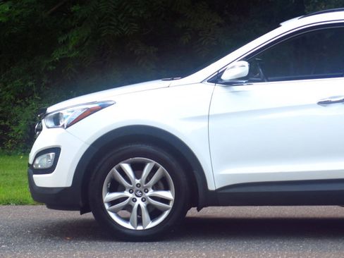Used 2014 Hyundai Santa Fe Sport 2.0T w/ Navigation Package 06 FWD image 21