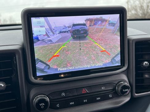 Used 2023 Ford Bronco Sport Badlands image 19