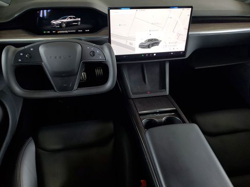 Used 2021 Tesla Model S Long Range image 11