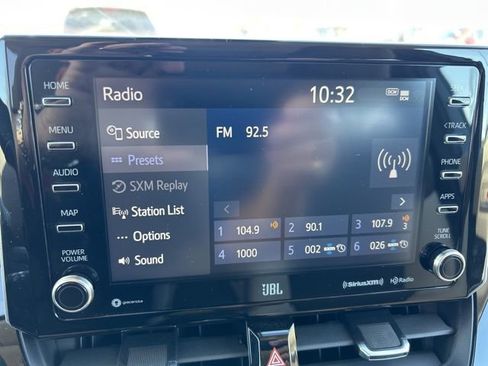 Used 2022 Toyota Corolla Cross XLE w/ Convenience Package image 15