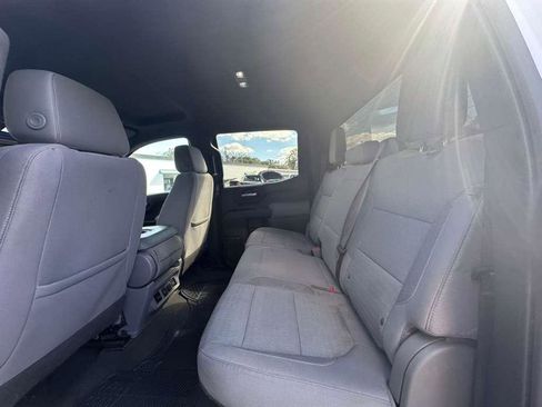 Used 2021 Chevrolet Silverado 1500 LT image 10