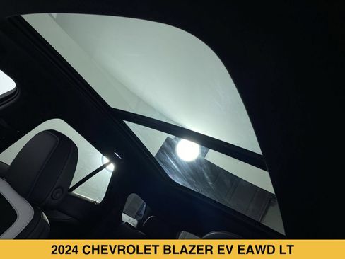 Certified 2024 Chevrolet Blazer EV LT AWD/4WD image 9
