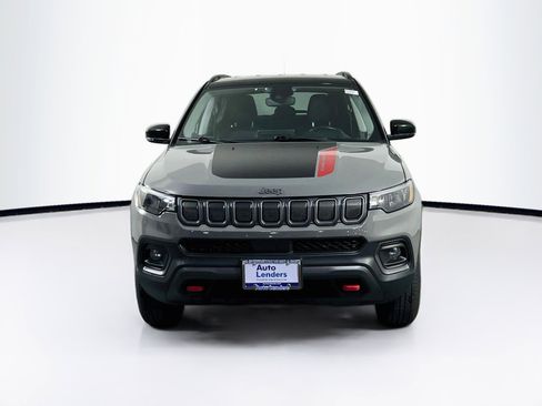 Used 2022 Jeep Compass Trailhawk w/ Trailhawk Convenience Group AWD/4WD image 2