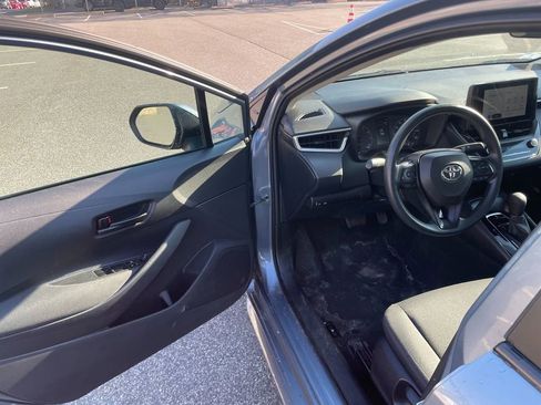 Used 2023 Toyota Corolla LE image 10