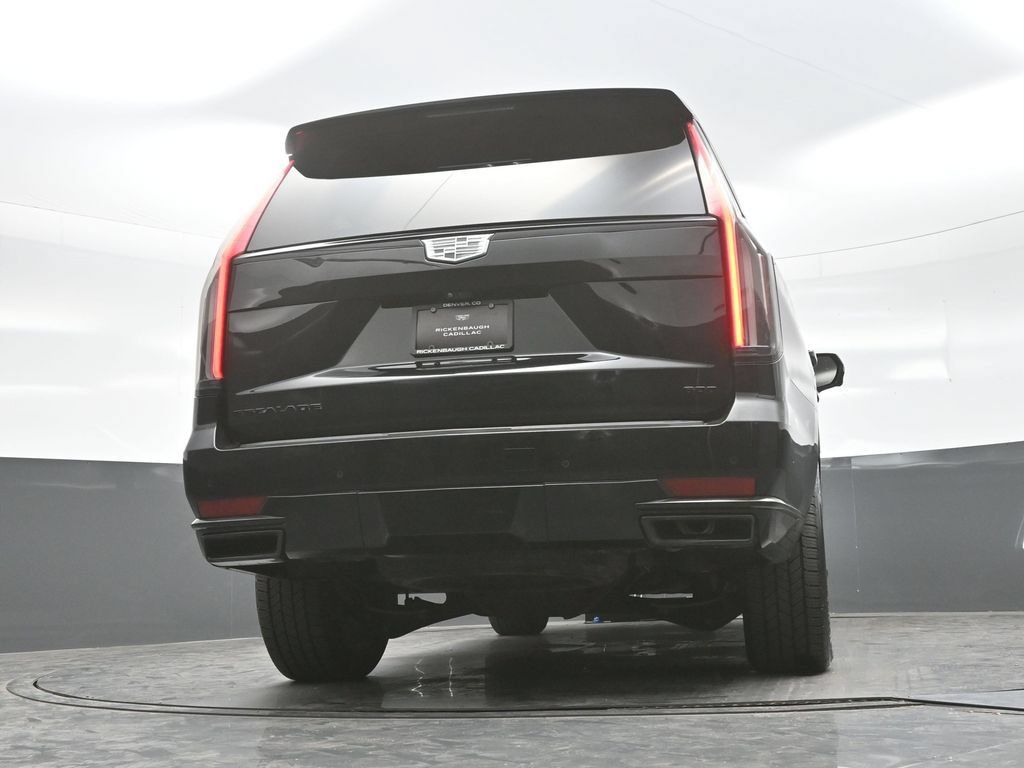 Certified 2022 Cadillac Escalade Sport w/ Touring Package AWD/4WD image 29