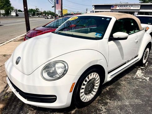 Used 2014 Volkswagen Beetle 2.5 FWD image 19
