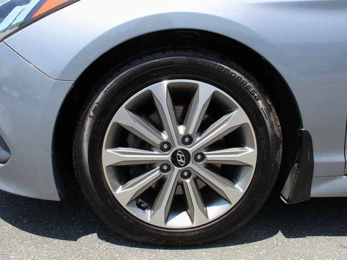 Used 2016 Hyundai Sonata Limited w/ Option Group 04 FWD image 37